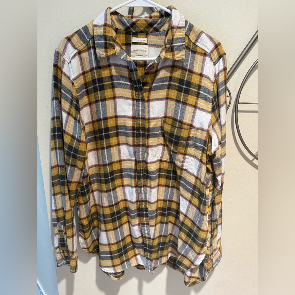 American Eagle Yellow and Black Plaid Button Down Shirt, Size XL, Cottagecore